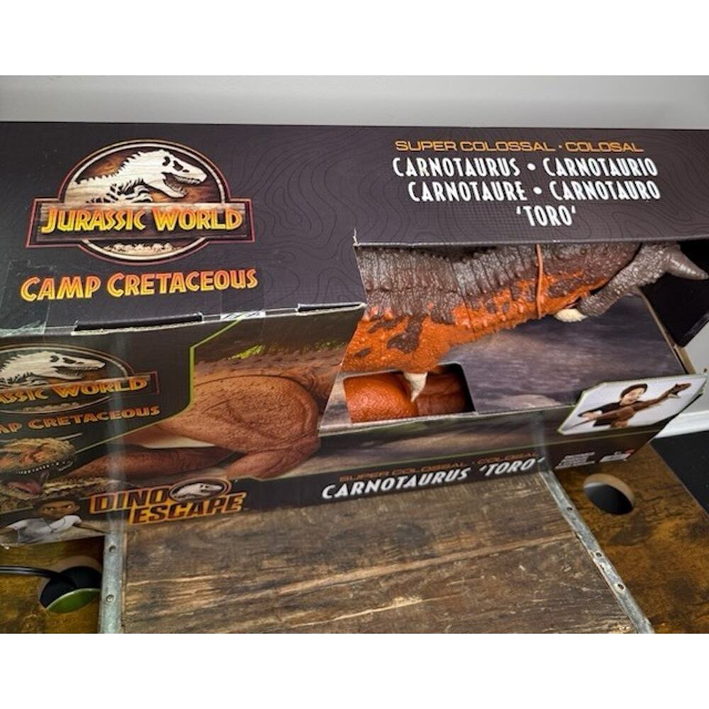 Jurassic World Dominion Super Colossal Tyrannosaurus Rex NIB